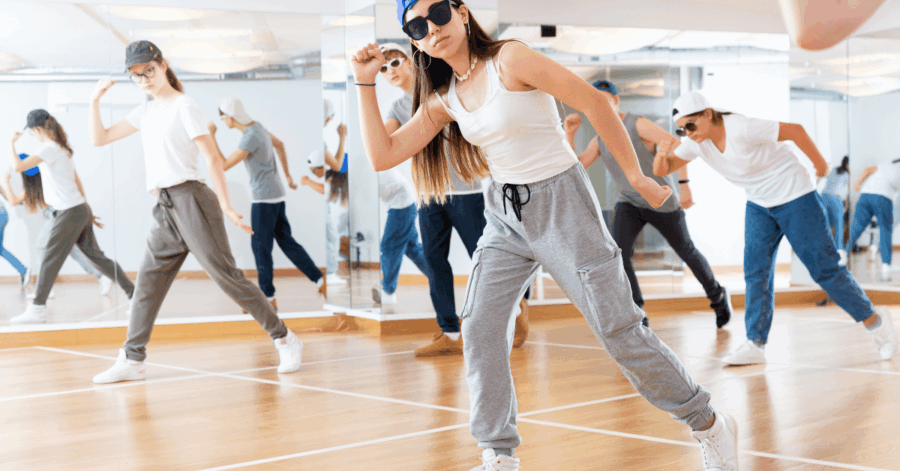 10 Best Dance Universities USA 2024 // Ambitio