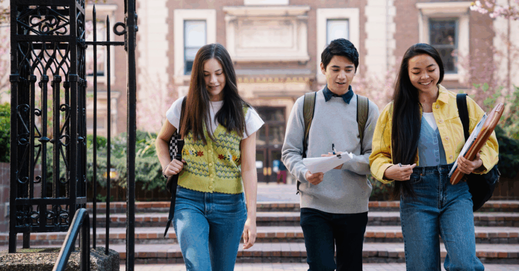 10 Top B-Schools Accepting 600 GMAT Scores for Indian Applicants 2 600 gmat score schools