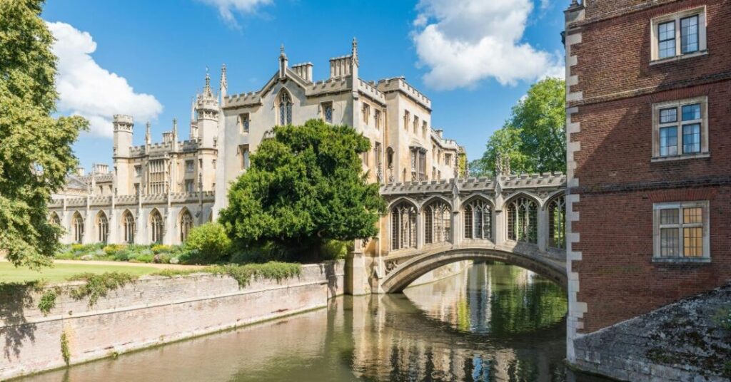 Cultural Shock and How to Handle It While Studying Abroad 1 Cultural Shock and How to Handle It While Studying Abroad 2
